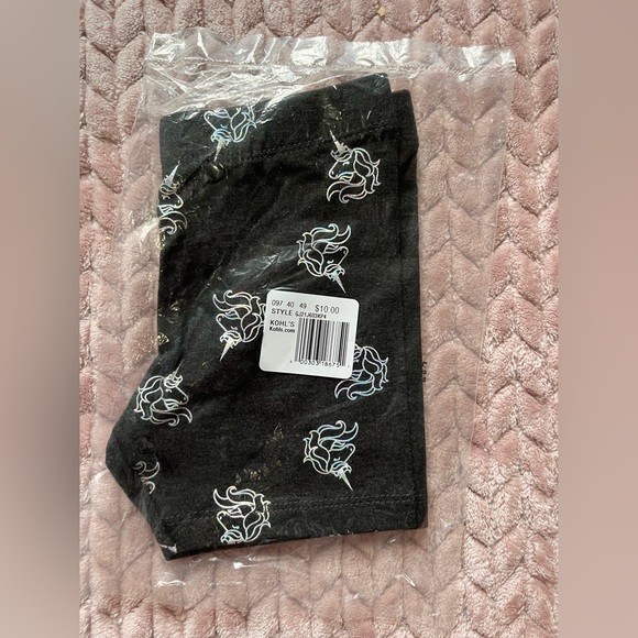 Toddler Girl
Jumping Beans®
Bike Shorts - Picture 2 of 3